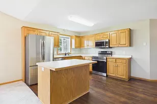 632 Minnesota Ave, Big Lake, MN 55309 - Photo 3