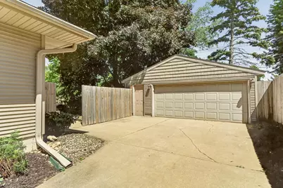 523 21st Street NE, Rochester, MN 55906 - Photo 31