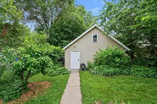 998 Minnehaha Ave W, Saint Paul, MN 55104 - Photo 23
