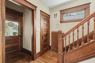 998 Minnehaha Ave W, Saint Paul, MN 55104 - Photo 3