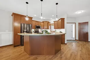 1023 Woodland Dr, Hastings, MN 55033 - Photo 9
