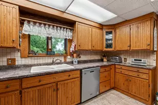 910 1st St, Spooner, WI 54801 - Photo 17