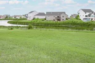 22 Sunset Ct, North Mankato, MN 56003 - Photo 1