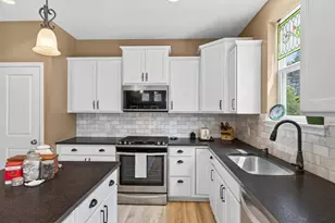 11175 Black Oaks Ct N, Dayton, MN 55369 - Photo 13