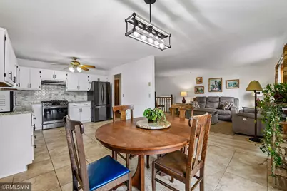 1016 Bluff Pointe Drive, Chaska, MN 55318 - Photo 17