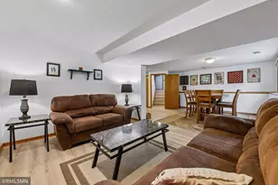 1016 Bluff Pointe Dr, Chaska, MN 55318 - Photo 33