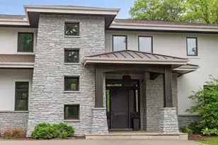 6816 Cheyenne Cir, Edina, MN 55439 - Photo 3