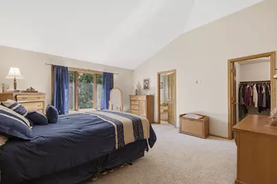 650 Bridle Ridge Road, Eagan, MN 55123 - Photo 11