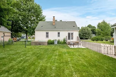 2476 Stillwater Road E, Maplewood, MN 55119 - Photo 31