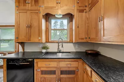 2476 Stillwater Road E, Maplewood, MN 55119 - Photo 5