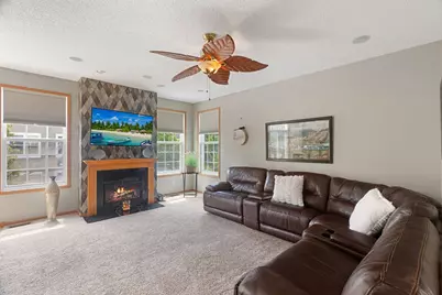 715 Village Parkway, Circle Pines, MN 55014 - Photo 11