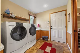 20 W Clear Lake Dr, Ceylon, MN 56121 - Photo 9