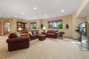 20 W Clear Lake Dr, Ceylon, MN 56121 - Photo 11