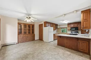 309 Fifth Ave SE, Melrose, MN 56352 - Photo 9