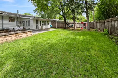 2509 Elm Street N, Fargo, ND 58102 - Photo 59