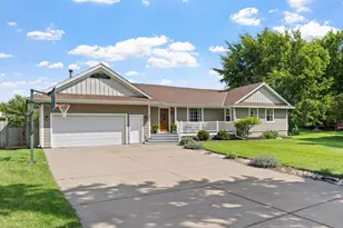 400 Decatur Ave N, Golden Valley, MN 55427 - Photo 5