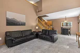 15333 Greenhaven Ln, Burnsville, MN 55306 - Photo 7