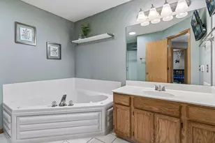 15333 Greenhaven Ln, Burnsville, MN 55306 - Photo 25