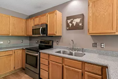 15333 Greenhaven Lane #106, Burnsville, MN 55306 - Photo 13