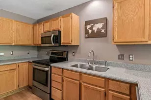 15333 Greenhaven Ln, Burnsville, MN 55306 - Photo 13