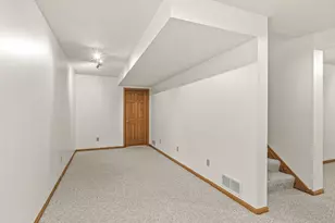 13024 Garrett Ln, Apple Valley, MN 55124 - Photo 39