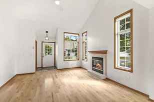 13024 Garrett Ln, Apple Valley, MN 55124 - Photo 7
