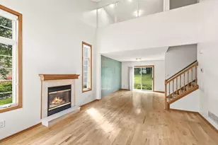 13024 Garrett Ln, Apple Valley, MN 55124 - Photo 9