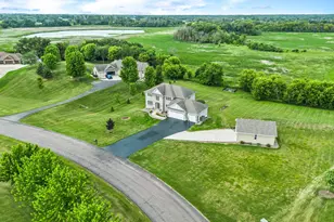 24678 Churchview Cir, New Prague, MN 56071 - Photo 5
