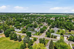 809 19th St N, Moorhead, MN 56560 - Photo 33