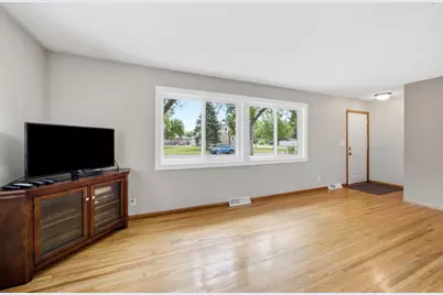 809 19th Street N, Moorhead, MN 56560 - Photo 7