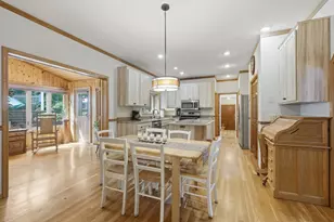 1364 Chatterton Ct, Eagan, MN 55123 - Photo 9