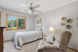 1364 Chatterton Ct, Eagan, MN 55123 - Photo 27