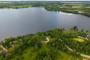 17571 Roberds Lake Blvd, Faribault, MN 55021 - Photo 3