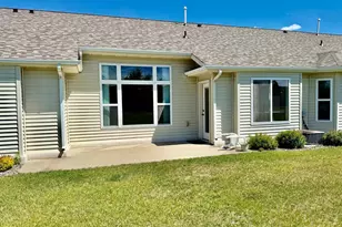 728 Cloud St NW, Bemidji, MN 56601 - Photo 3