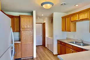 728 Cloud St NW, Bemidji, MN 56601 - Photo 9