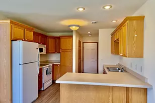 728 Cloud St NW, Bemidji, MN 56601 - Photo 9