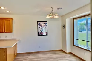728 Cloud St NW, Bemidji, MN 56601 - Photo 11