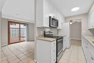 2502 Unity Ave N, Golden Valley, MN 55422 - Photo 15