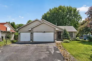 8725 Queens Gardens, Brooklyn Park, MN 55443 - Photo 27