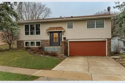 958 28th Street NW, Rochester, MN 55901 - Photo 1