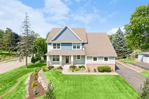5 Deerwood Ln N, Plymouth, MN 55441 - Photo 1