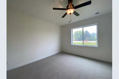 13785 Hollybrook Circle, Apple Valley, MN 55124 - Photo 5