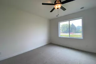 13785 Hollybrook Cir, Apple Valley, MN 55124 - Photo 5