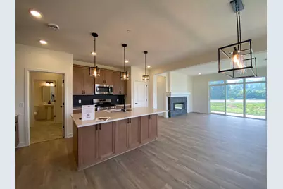 13785 Hollybrook Circle, Apple Valley, MN 55124 - Photo 3