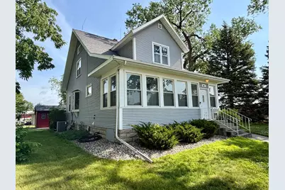 821 10th Avenue N, Saint James, MN 56081 - Photo 9