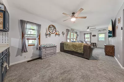 401 N Section Avenue, Spring Valley, MN 55975 - Photo 17