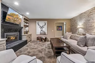 1140 Hollybrook Dr, Wayzata, MN 55391 - Photo 49