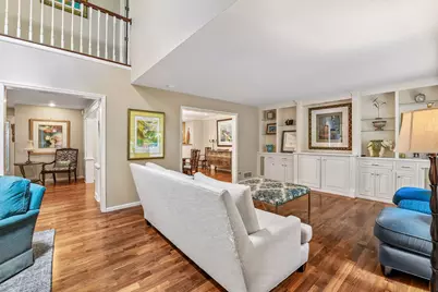 1140 Hollybrook Drive, Wayzata, MN 55391 - Photo 9