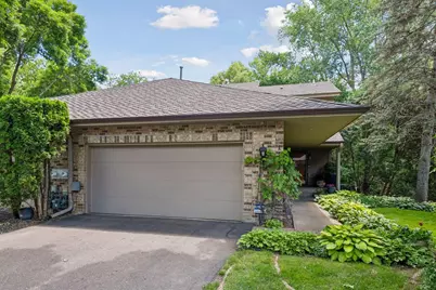 1140 Hollybrook Drive, Wayzata, MN 55391 - Photo 3