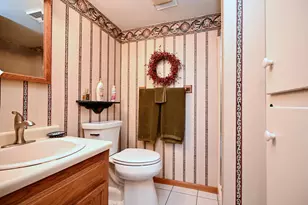557 E 2nd St, Winona, MN 55987 - Photo 13